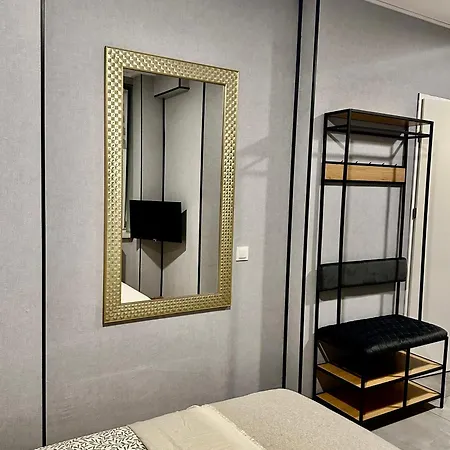 1 Maja 94 Apartament *