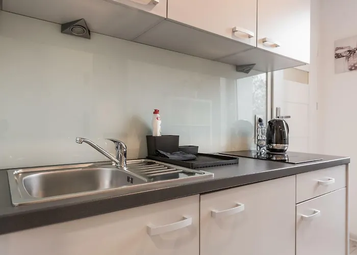 1 Maja 94 Free Parking, Free Wifi, Self Check-in Apartment *